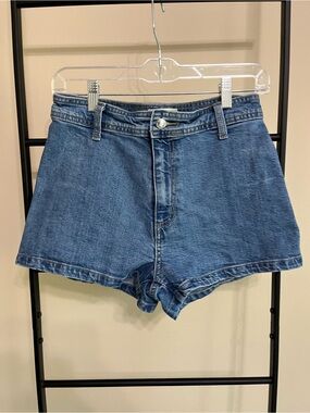 Universal Thread Size 4 Sailor High Rise Denim Shorts Summer Staple